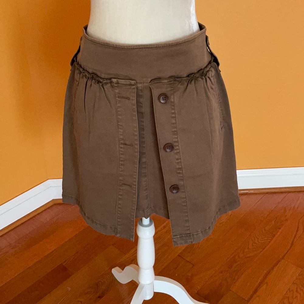 Great unique double skirt BCBG MAXAZRIA  S